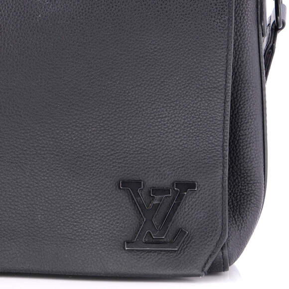 Louis Vuitton Aerogram Takeoff #229351L13B - Picture 6 of 9